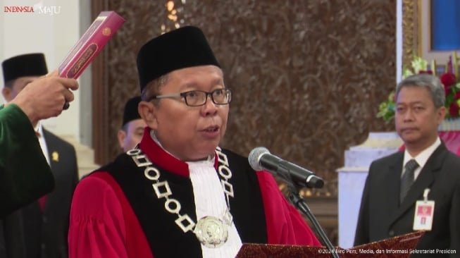 Hakim MK Arsul Sani Harus Mundur Jika Terbukti Pakai Ijazah Palsu