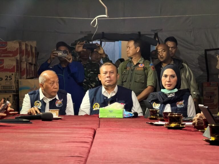 Satgas Galapana DPR Tinjau Langsung Kondisi Terdampak Gempa di Manggarai